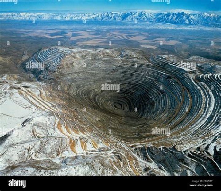 how deep is kennecott copper mine