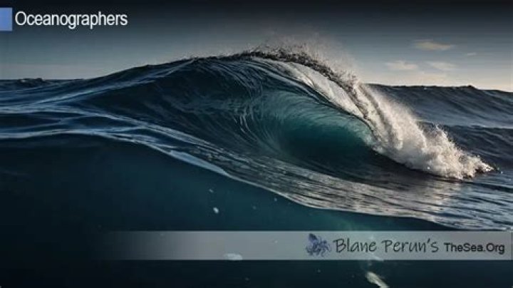 how do oceanographers measure the salinity of ocean water