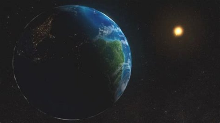how far is the sun to the earth