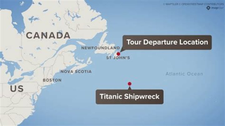 how far was the titanic from new york when it sank