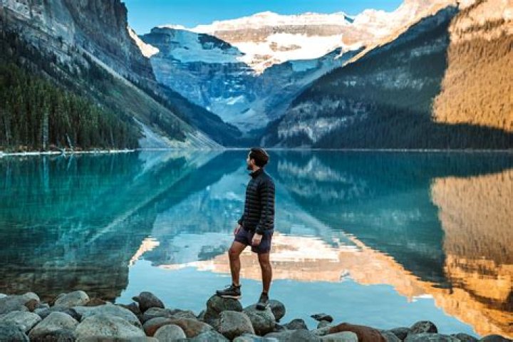 how many mountains are in canada