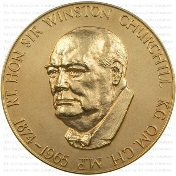 how tall was sir winston churchill