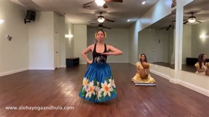 how to do the hula