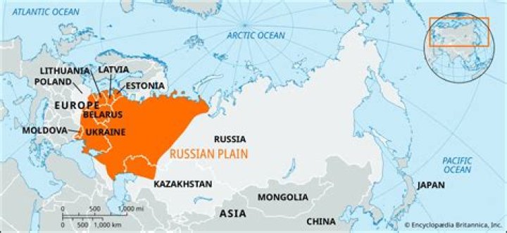 in what part of russia is the land mostly flat