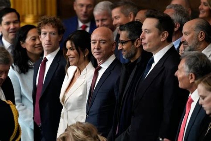 in what way was spartan government like an oligarchy