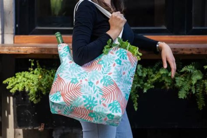 what are reusable bags made of