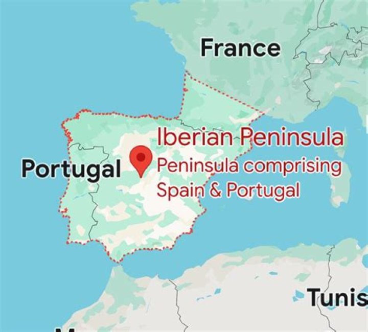 what countries lie in the iberian peninsula