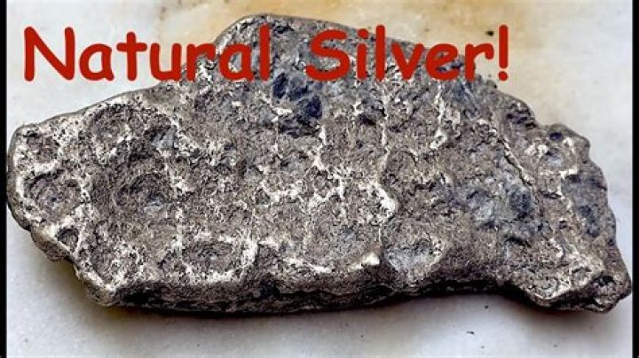 what does silver look like in a rock