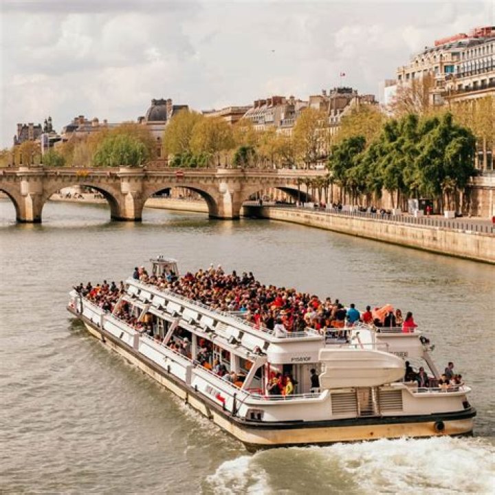 what does the seine river empty into