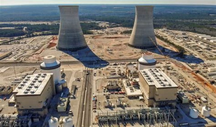 what is a problem commonly associated with nuclear power facilities?