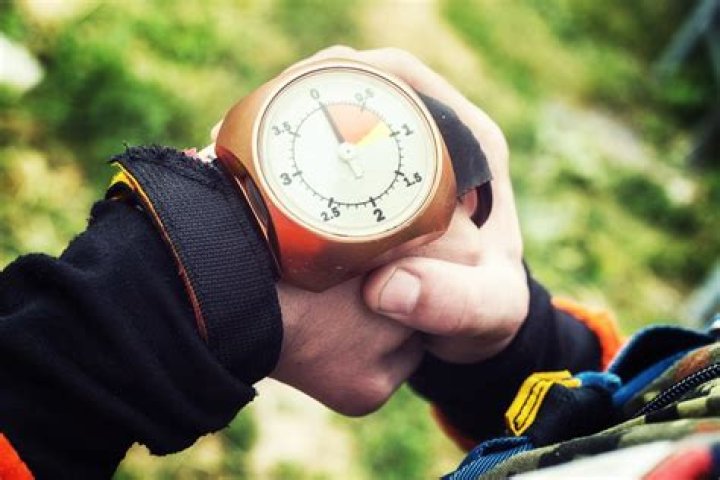 what is an altimeter watch used for