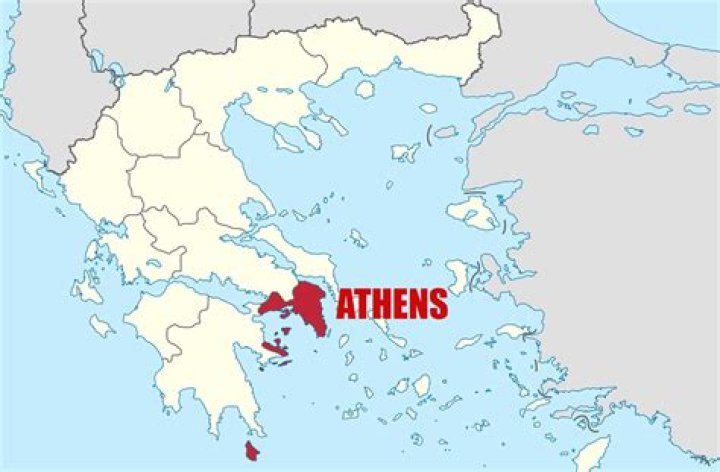 what is the absolute location of athens greece