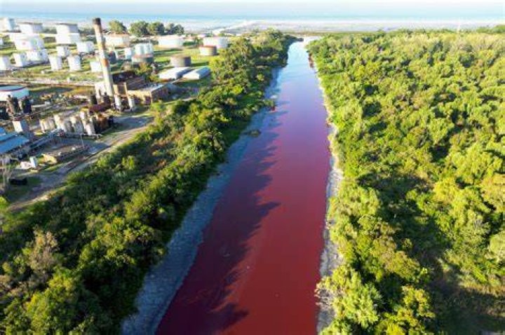 what makes a river valley fertile