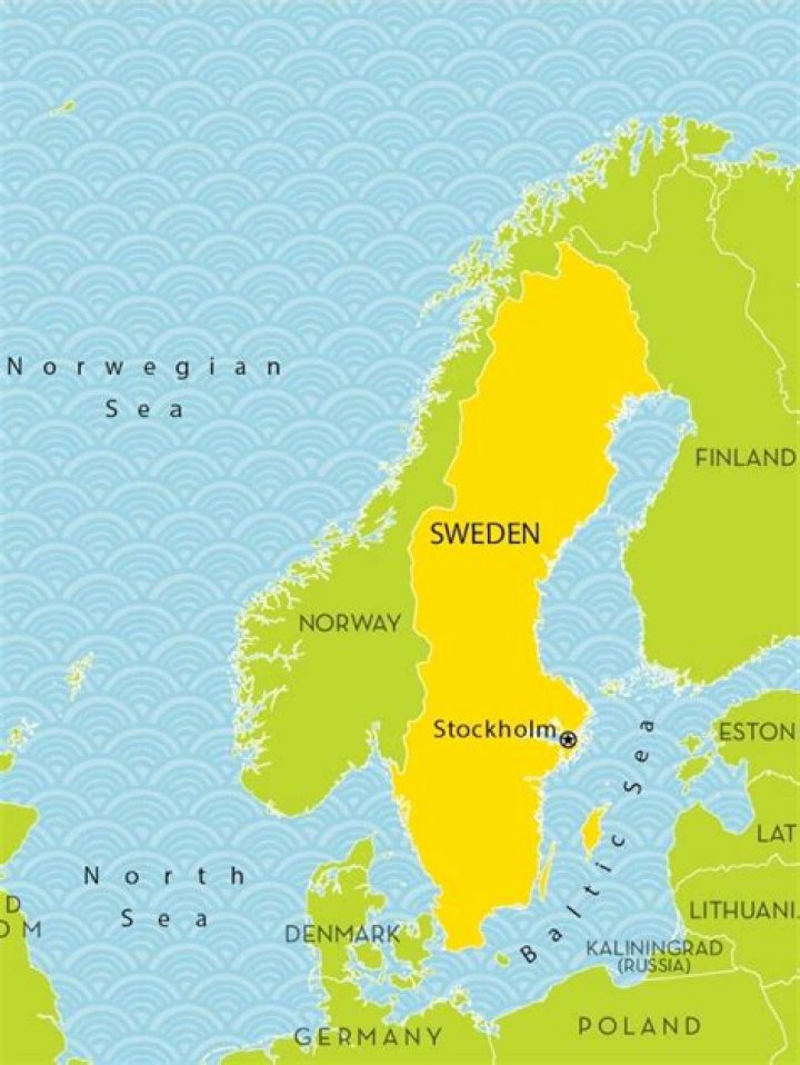 what sea borders southern sweden and eastern denmark