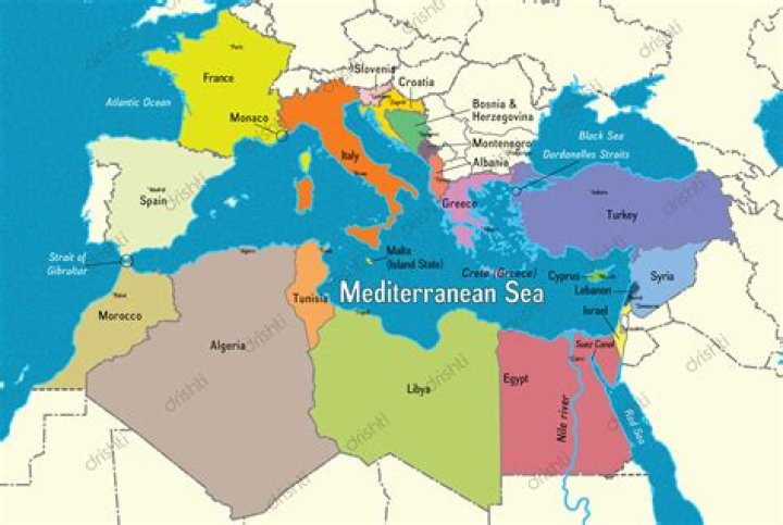 what surrounding mediterranean cultures have influenced rome artistically