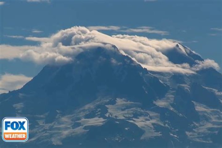when is mount rainier expected to erupt