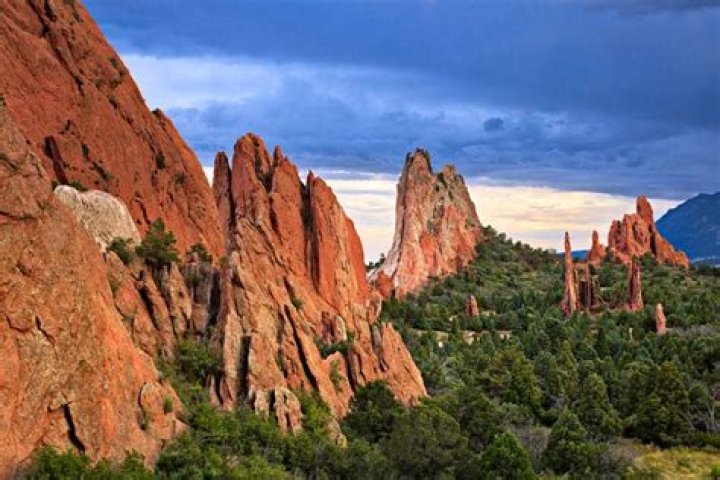 where are these orange rock formations?