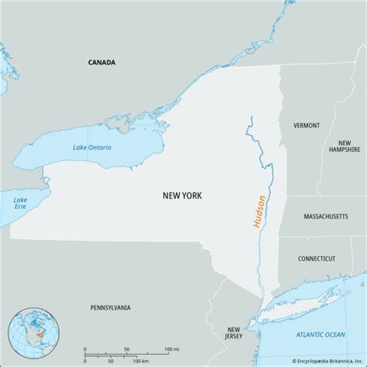 where does the hudson river start