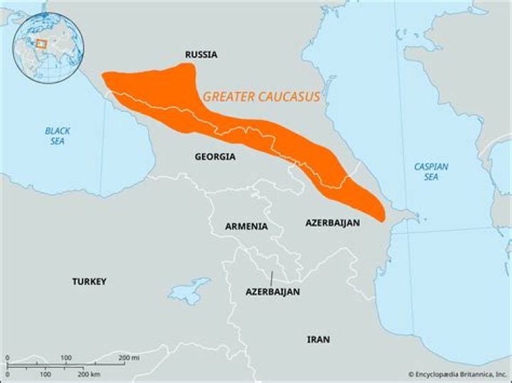 where is the caucasus mountains