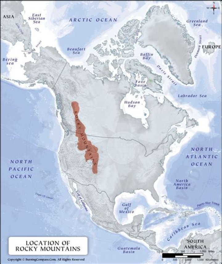 where is the rocky mountains located on a map