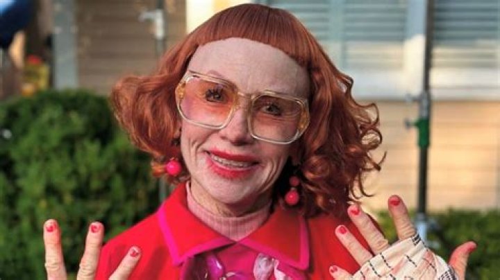 who is aunt alexandra - Lisbd-net.com