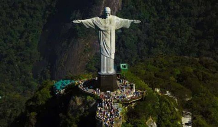 who is the religious leader of christianity