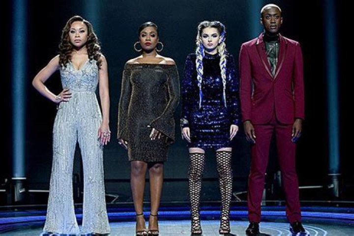 who won the four season 1