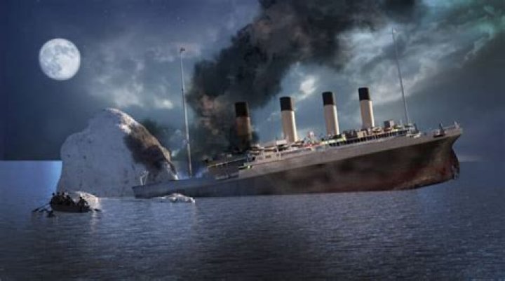 why did the titanic break in half
