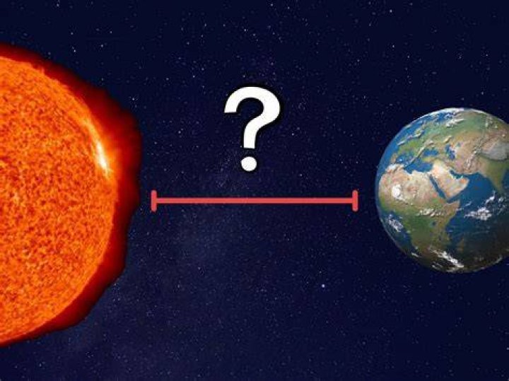 why doesn't earth fall into the sun