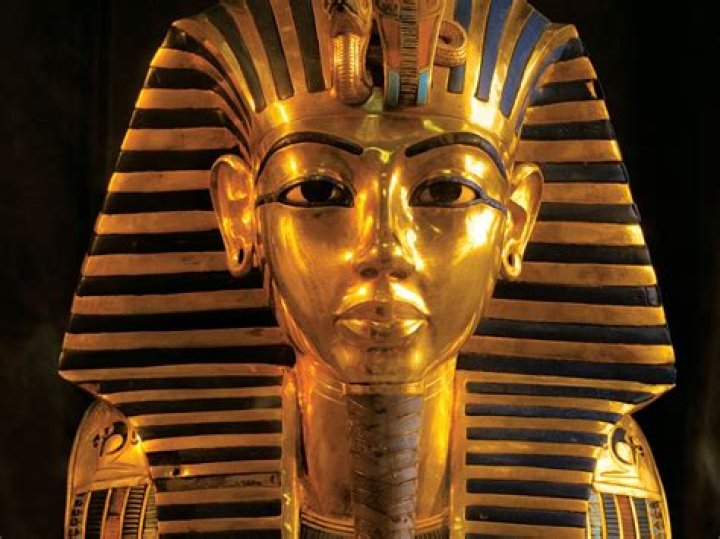 why is tutankhamun so well known